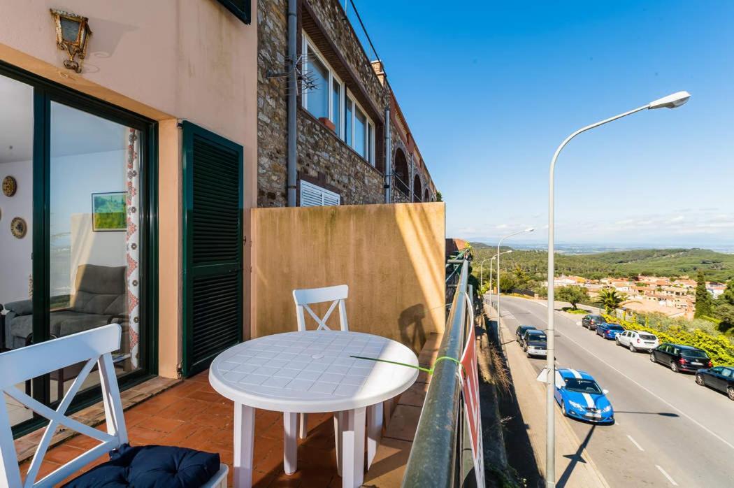 B-15 Apartment Begur Exterior photo