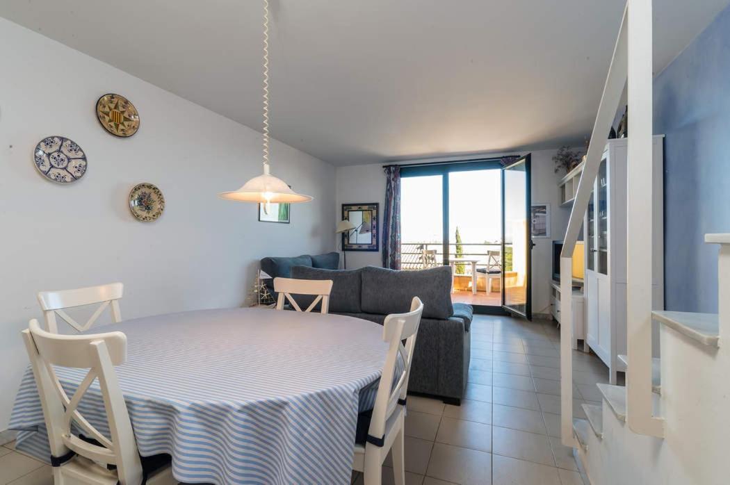 B-15 Apartment Begur Exterior photo